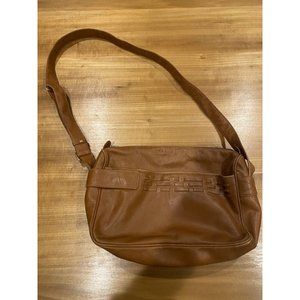 Vintage 80’s Gucci Bag - has wear but cant find it anywhere